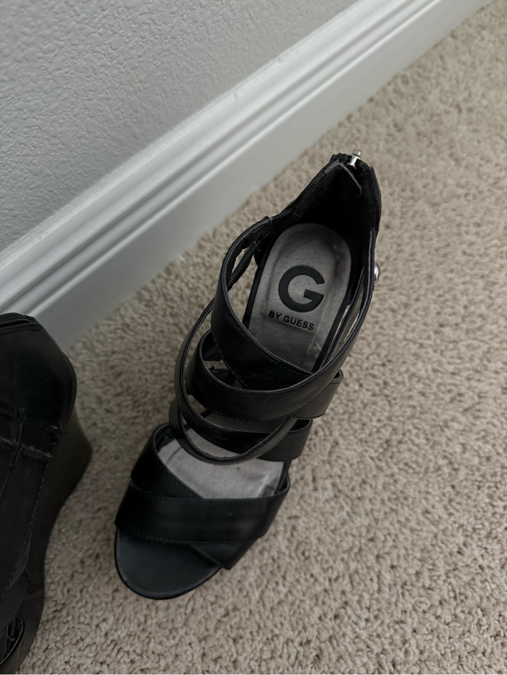 Guess High Heels - Picture 6 of 13